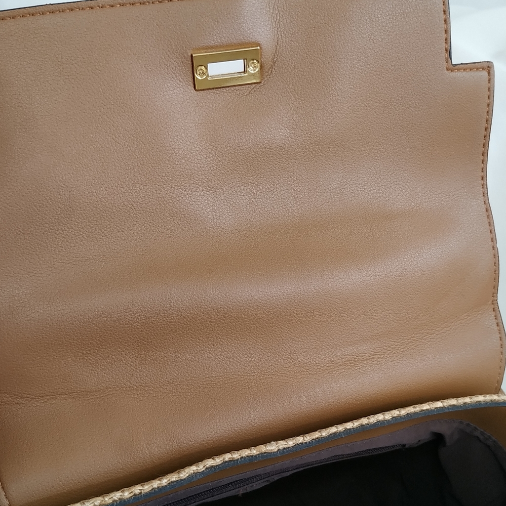 Jude Sling Bag - Picture 10 of 11